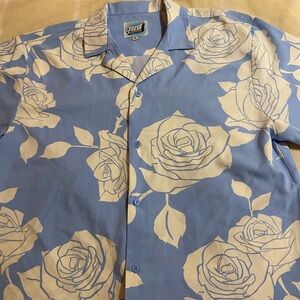 Fresh Prints of Bel Air button up short sleeve shirt size medium